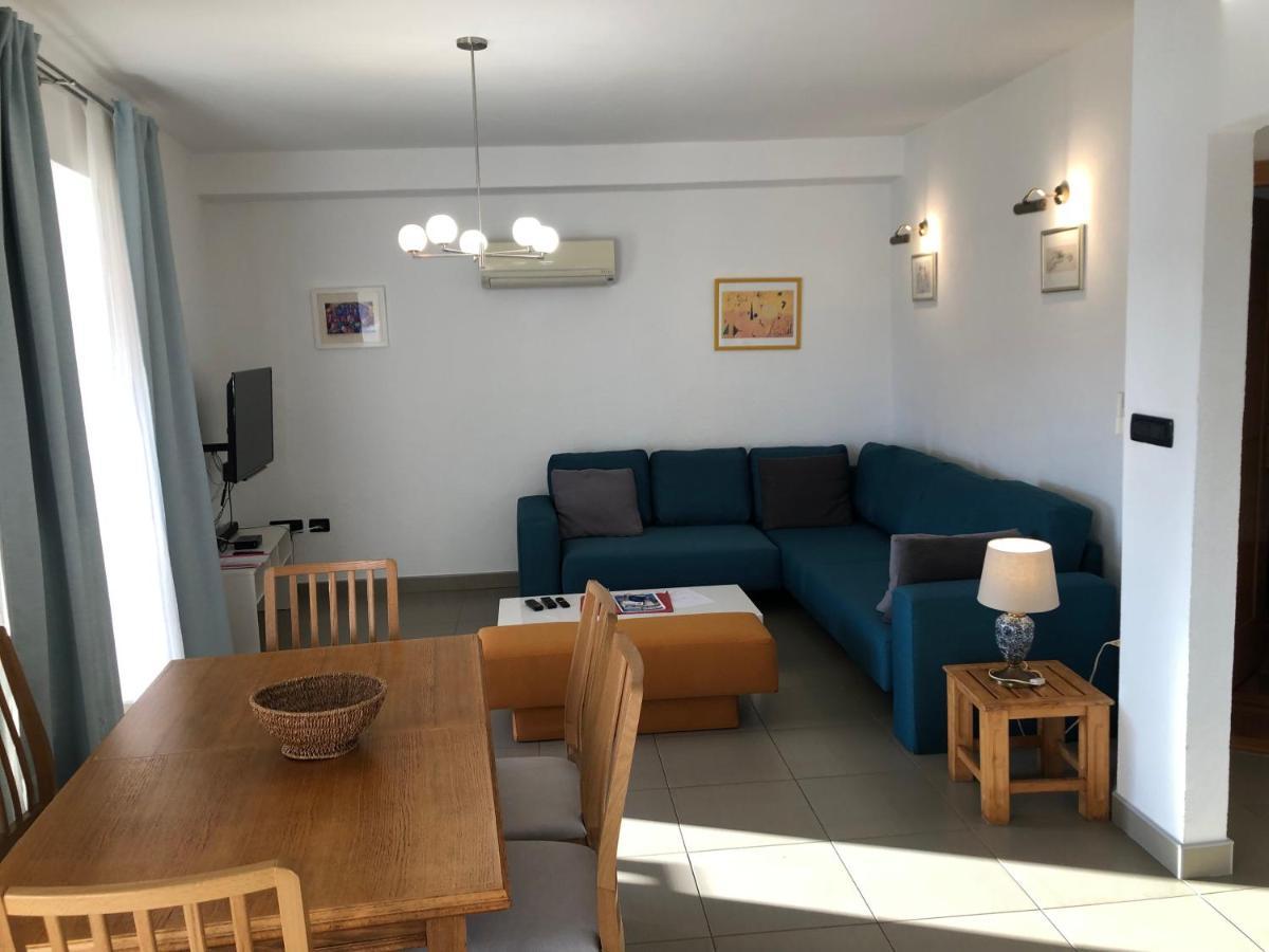 Apartments Trlika Kampor Eksteriør bilde